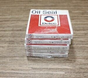 NOS GM 12304209 (2) Kit Front Inner Wheel Seal GMC CHEVY Pickup C35-30 1973-1999