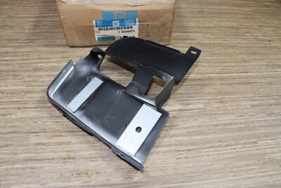 s-l400 NOS GM 20490874 Caprice Pontiac Buick Olds 80-90 Rear Bumper Sides Filler RH - Image 2