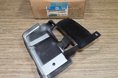 s-l400 NOS GM 20490874 Caprice Pontiac Buick Olds 80-90 Rear Bumper Sides Filler RH - Image 4