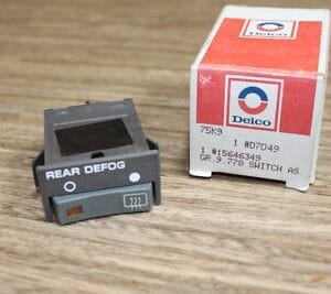 GM 15646349 Chevy Blazer Suburban GMC Yukon 1988-1994 Rear Defog Switch Defrost