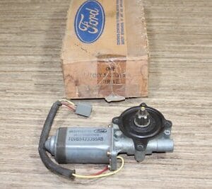 NOS 1990-1997 Lincoln Town Car Front LH Window Motor F0VY-5423395-A