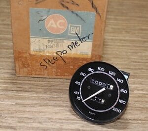 GM NOS Buick 1980-1987 speedometer GM 25024641