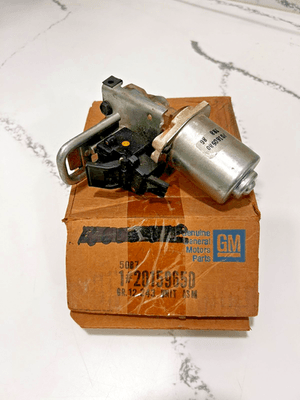 GM NOS 1980-1989 CADILLAC FLEETWOOD BROUGHAM & BUICK TRUNK PULL DOWN MOTOR 3 PIN GM NOS 1980-1989 CADILLAC FLEETWOOD BROUGHAM & BUICK TRUNK PULL DOWN MOTOR 3 PIN