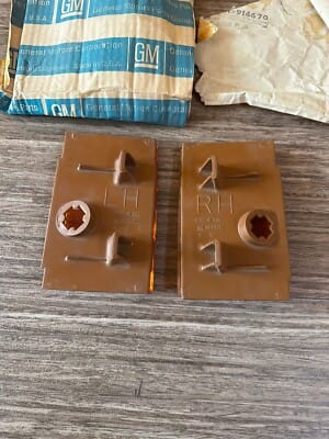 s-l400 NOS 81-80 PONTIAC Bonneville DRIVER'S SIDE FRONT SIDE MARKER LAMP Kit GM 914671 - Image 2