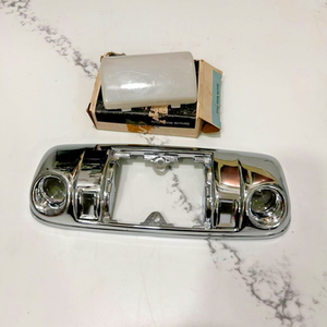 1973-1985 Impala 1973-1990 Caprice Interior Map/Dome lamp housing with lens