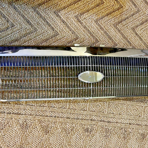 1988-1991 Ford Crown Vic Victoria LTD Front Grill Grille E8AB-8150 Chrome