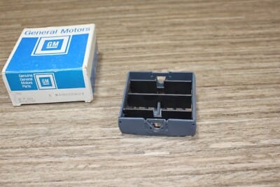 s-l400 NOS GM 10220621 Deflector-I/P Otr Air Otlt *Blue Adr D Chevrolet Capric 1994-96 - Image 3