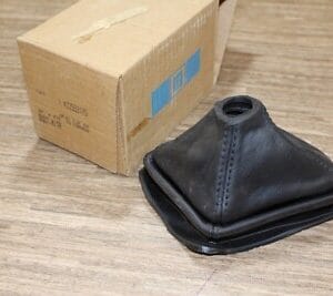 GM 82-90 J SHIFT CONTROLS/MANUAL TRANSMISSION 5 SPEED diagram Chevrolet Cavalie