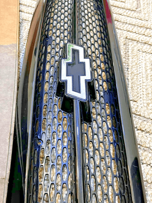 s-l400 GM NOS Chevy Impala SS Black Grill NIB Grille Also Fits Caprice 94-96 10269614 - Image 2