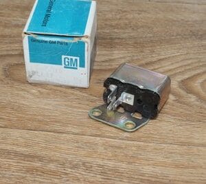 NOS GM 2480982 Horn Relay Chevrolet GMC Pontiac 1957-1977