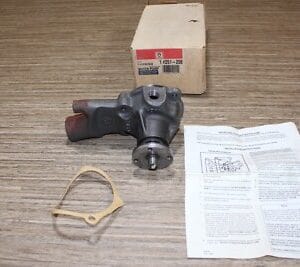 NOS GM 251-208 Water Pump for JEEP CHEVROLET GMC OLDS PONTIAC engine 4100 & 2500