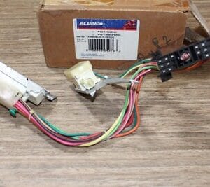 NOS GM 1990150 IGNITION SWITCH w/Tilt Wheel 1988-1995 Pontiac Olds Cadillac Buic