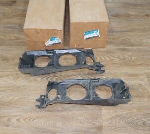 GM 16511961 - 62 L/R Set Bracket Asm