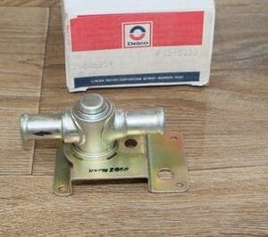 NOS GM 25506254 Control valve