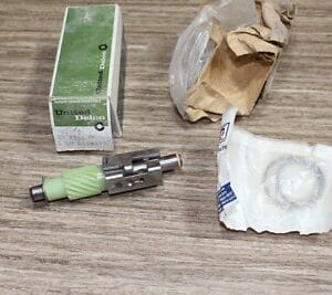 NOS GM 8628977 Transmission Governor 1976-77 Pontiac Oldsmobile Chevrolet Buick