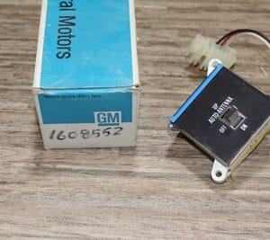 NOS GM 1977-79 Cadillac Deville Fleetwood OEM Power Antenna Switch GM 1608552