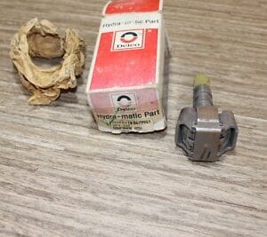 NOS GM 8679941 Governor (Holes In Weights) GM TH400 / 3L80 1964-On.  THM/TH-400