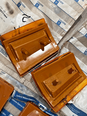 s-l400 GM 1988-1993 Chevy Truck Pickup C/K 1500 Amber Front Side Marker Light Set of 4 - Image 8