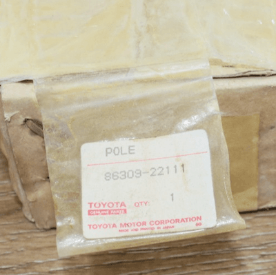 Pull Top Antenna Toyota CRESSIDA 1988-1990 Pull Top Antenna Toyota CRESSIDA 1988-1990