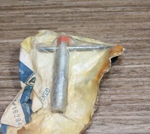 NOS GM 1628404 Chevrolet Cadillac Oldsmobile Pontiac 1979-91 Wheel Cover Wre