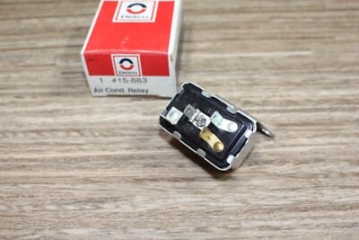 NOS GM 408337 / 15-883 Oldsmobile 1971-1973 Air Conditioning Hi-Blower Relay NOS GM 408337 / 15-883 Oldsmobile 1971-1973 Air Conditioning Hi-Blower Relay