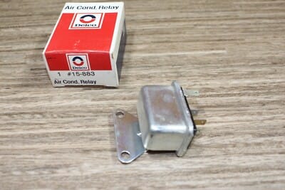 s-l400 NOS GM 408337 / 15-883 Oldsmobile 1971-1973 Air Conditioning Hi-Blower Relay - Image 4