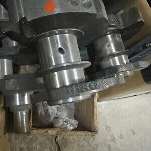 NOS GM 3932444 Crankshaft 1969-1986 Chevrolet GMC Corvette Caprice 5.7L  350 NEW