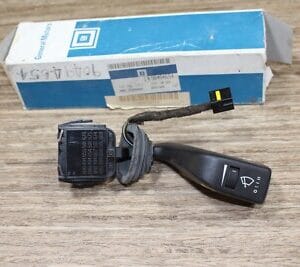 NOS GM 90494654 Switch Windshield Wiper 1997-2001 Cadillac Catera