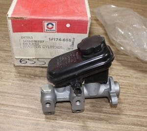 NOS GM Brake Master Cylinder for BUICK SOMERSET 1987-1993 GM 18016237