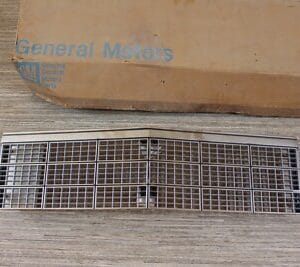 NOS GM 79 Electra Park Avenue Grille GM#1260039