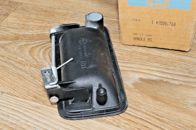 s-l400 NOS GM 15991784 Handle Assembly End Gate Outside RH 1992-2000 Chevrolet GMC - Image 5