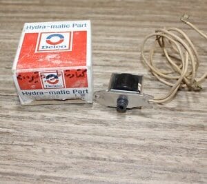 NOS GM 8632950 Standard Ignition TCS20 - Transmission Control Solenoid 200-4R