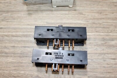 s-l400 NOS GM 20731009-31010 switch mod seat adjust switch armrest LH-RH Olds Cadillac - Image 4