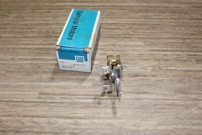 s-l400 NOS GM 328239 1973-83 GMC Chevrolet Pickup NOS A/C Evaporator and Blower Switch - Image 2