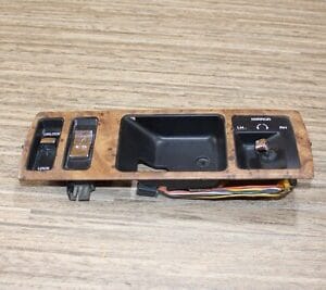 NOS GM 91-96 Chevrolet Caprice Inside Wood grain Driver Door Handle Bezel LH NEW