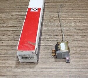 GM NOS Thermostat Electric Switch Delco Part #15-5181 BUICK OLDS CORV GM 3039429