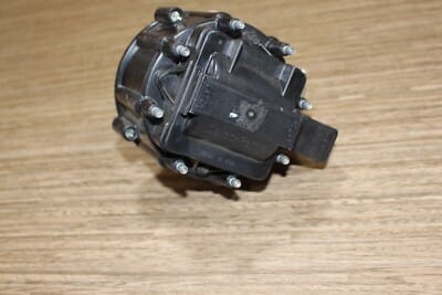 s-l400 NOS GM 1103342 Buick V8 5.7L Distributor w/Vacuum Advance Standard Ignition - Image 5