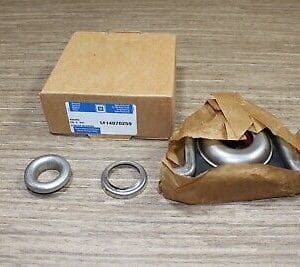 NOS GM 14070259 Driveshaft Bearing Center Support CHEVROLET GMC CHECKER 63-1997