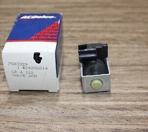 NOS GM 4T60E 1-2 3-4 Shift & On/Off Solenoid (1991-1999) GM 24202614