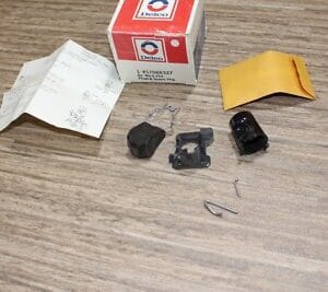 NOS GM 17068327 FLOAT KIT CARB GMC Buick Cadillac Oldsmobile PONTIAC 1975-1990