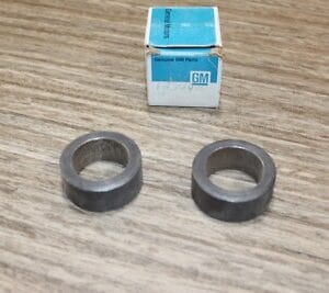 NOS GM 1239916 Buick Caprice Pontiac 1970-90 Rear Wheel Bearing Inner Retainer 2