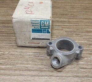 NOS GM 00460767 Housing-Eng Cool Therm