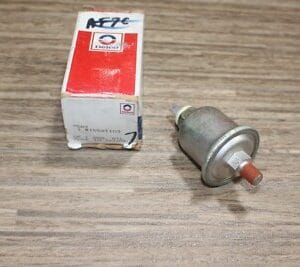 NOS GM 15591103 Oil Pressure Sender GMC CHEVY Buick Cadillac Pontiac 1982-1991