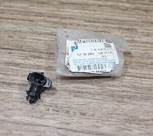 NOS GM 9152245 Sensor Asm
