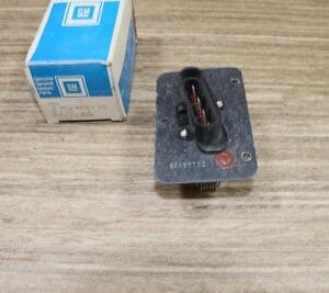 GM 52455732 Resistor Blower Motor 1994-1996 Buick Roadmaster Chevrolet Caprice