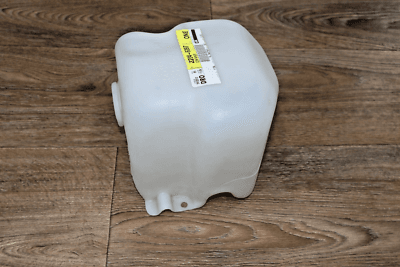 s-l400 NOS GM 22049297 Container, Windshield Washer Solvent 1985-1991 GMC Chevrolet - Image 3