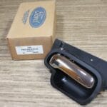 NOS FORD 1998-2002 Lincoln Town Car INTERIOR DOOR HANDLE RH REAR PASSENGER