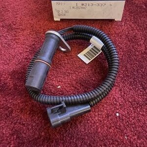 NOS 1994-2002 6.5L GM Chevrolet Hummer Diesel Crankshaft Crank Position Sensor