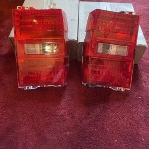 GM NOS 1980-1990 Caprice Wagon RH & LH  Hand Rear Tail Lamp 5931038 -5931037