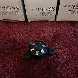 4 NOS 7897420 - 15-7975 Valve Heater & A/C Control Vacuum 70'S 80'S 90'S